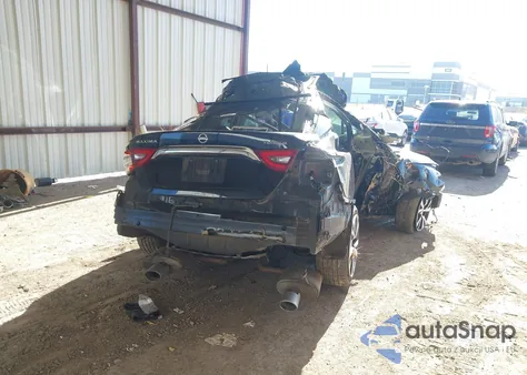 2017 Nissan Maxima 3.5 Platinum из США, поврежденный, VIN 1N4AA6AP6HC402881